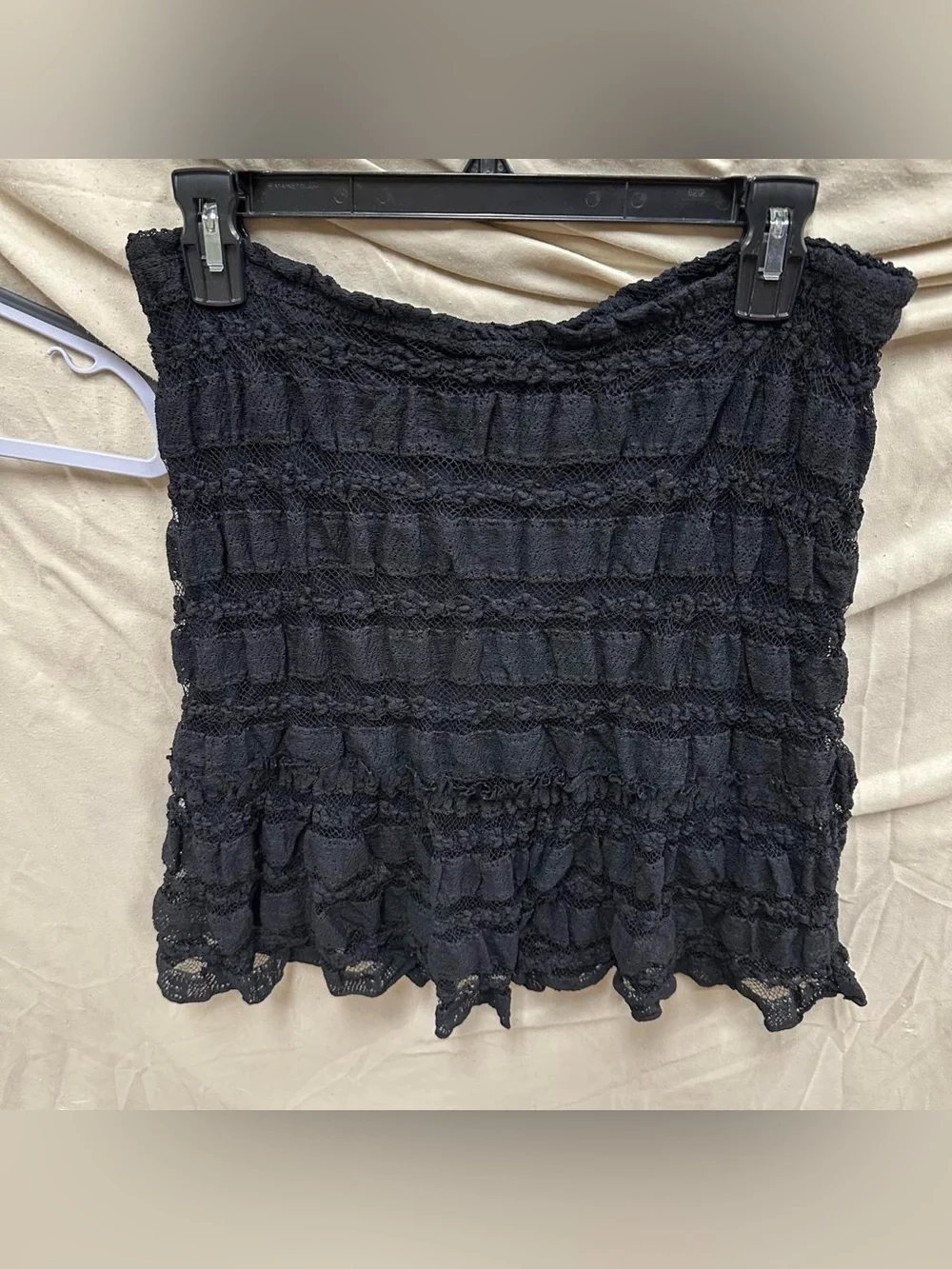 Guess branded Black frilly short midi skirt.